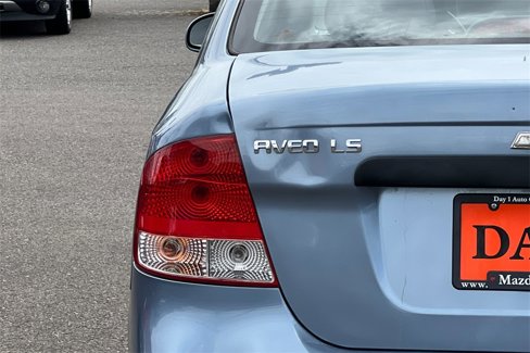Used 2006 Chevrolet Aveo LS image 25