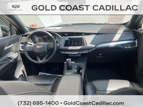 Used 2019 Cadillac XT4 Premium Luxury w/ Cold Weather Package image 10