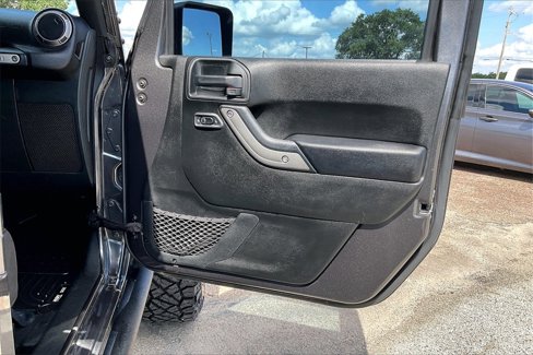 Used 2018 Jeep Wrangler Unlimited Sport S image 26