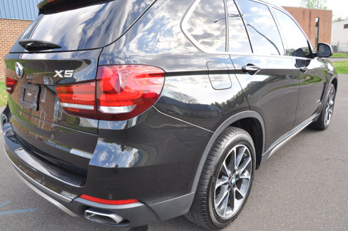 Used 2017 BMW X5 xDrive40e image 11
