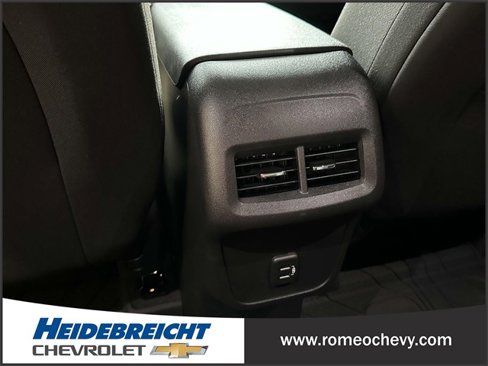 Used 2022 Chevrolet Equinox LT image 13