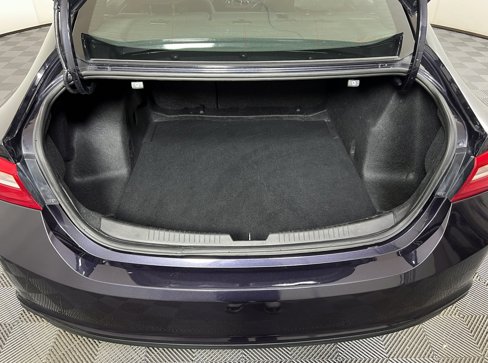 Used 2023 Chevrolet Malibu LT image 7
