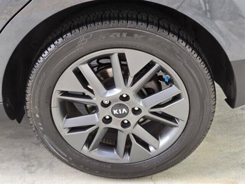 Used 2020 Kia Soul EX image 10