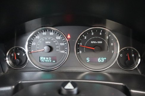 Used 2006 Jeep Commander Limited w/ Trailer Tow Group IV image 32