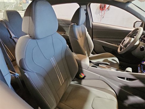 New 2025 Hyundai Elantra Sport image 10