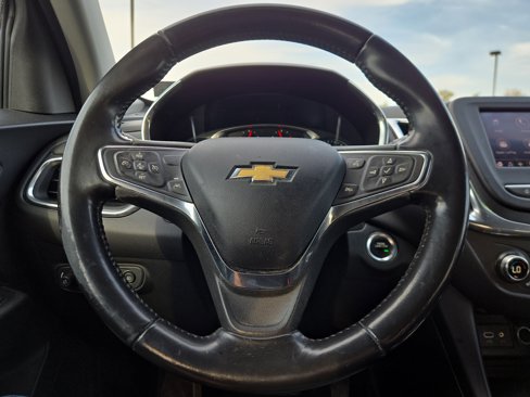 Used 2020 Chevrolet Equinox LT image 17