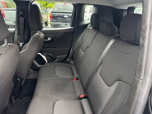Used 2018 Jeep Renegade Sport w/ Power & Air Group image 16
