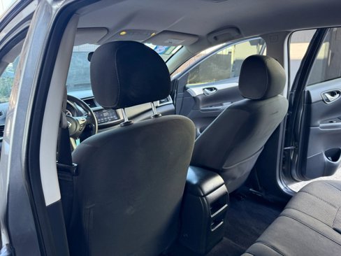 Used 2018 Nissan Sentra S image 12