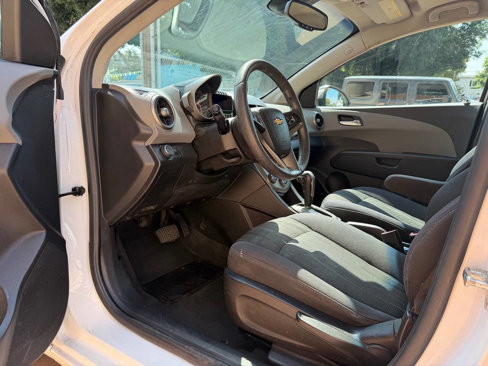 Used 2013 Chevrolet Sonic LT image 10