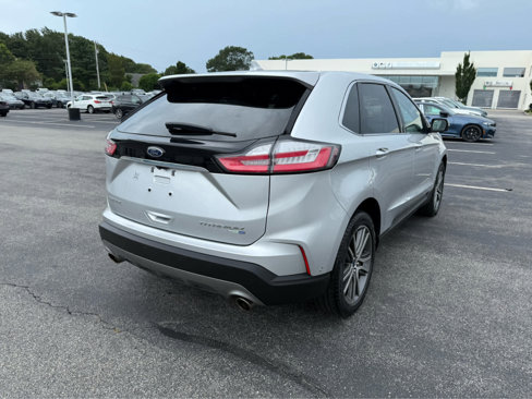 Used 2019 Ford Edge Titanium w/ Equipment Group 301A image 8