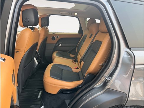 Used 2019 Land Rover Range Rover Sport HSE Dynamic image 13