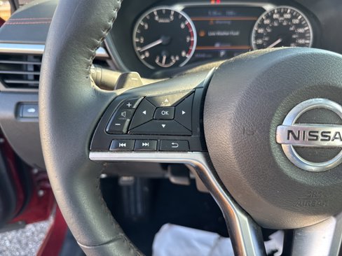 Used 2022 Nissan Altima 2.0 SR image 16