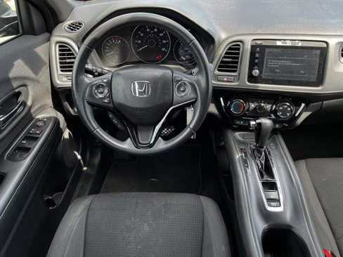 Used 2021 Honda HR-V Sport image 4