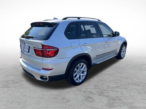 Used 2013 BMW X5 xDrive35i image 6