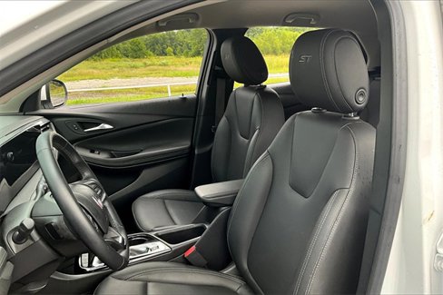 Used 2024 Buick Encore GX Sport Touring image 21