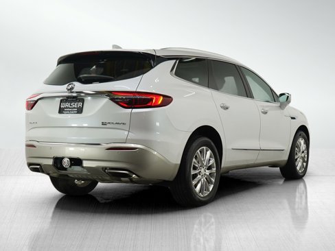 Used 2018 Buick Enclave Premium w/ Experience Buick Package image 5