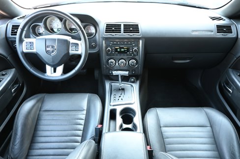 Used 2011 Dodge Challenger image 29