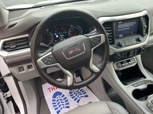 Used 2023 GMC Acadia SLT image 21