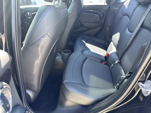 Used 2016 MINI Cooper S image 13