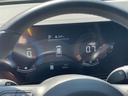 Certified 2025 Hyundai Kona SEL image 20