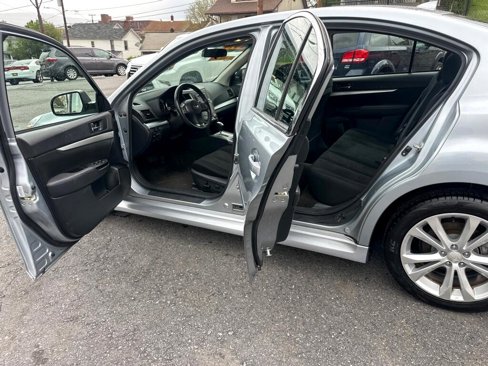 Used 2014 Subaru Legacy 2.5i Premium image 13