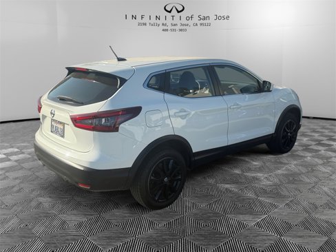 Used 2021 Nissan Rogue Sport S image 5