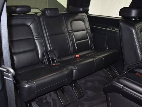 Used 2020 Lincoln Navigator Reserve w/ Luxury Package image 13