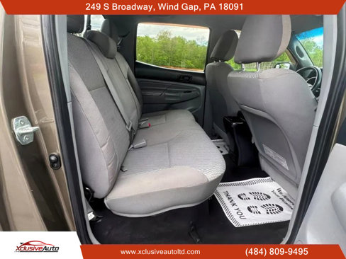 Used 2013 Toyota Tacoma 4x4 Double Cab image 17