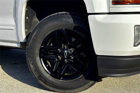 Used 2018 Chevrolet Silverado 1500 LT w/ Texas Edition image 2
