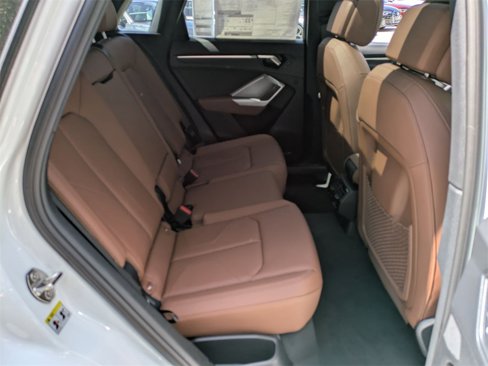New 2025 Audi Q3 2.0T Premium image 25