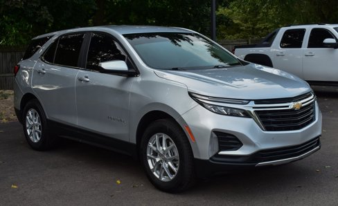 Used 2022 Chevrolet Equinox LT image 1