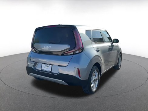 Used 2024 Kia Soul LX w/ LX Technology Package image 12