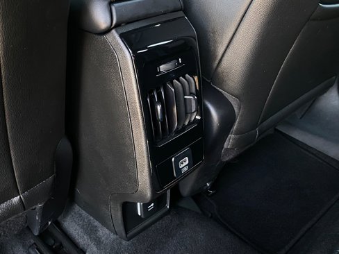 Used 2025 Jeep Compass Latitude image 25