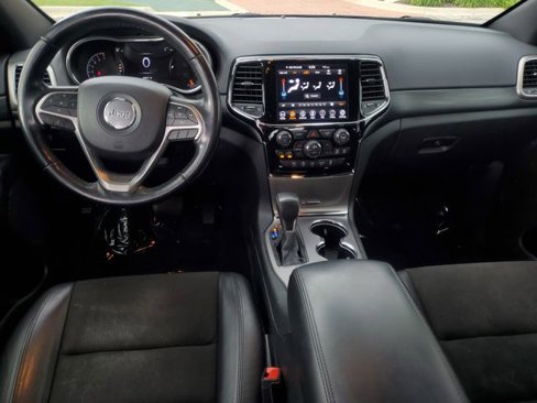 Used 2020 Jeep Grand Cherokee Altitude image 27