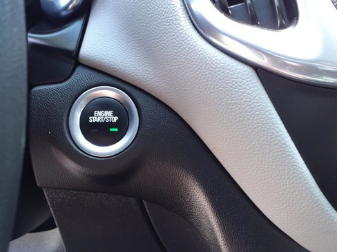 Certified 2020 Chevrolet Equinox LS w/ LS Convenience Package image 13