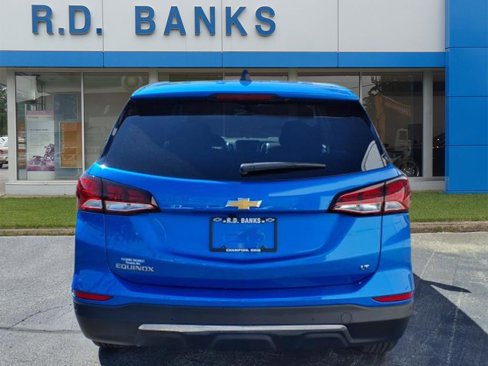 Used 2024 Chevrolet Equinox LT w/ LPO, Floor Liner Package image 4