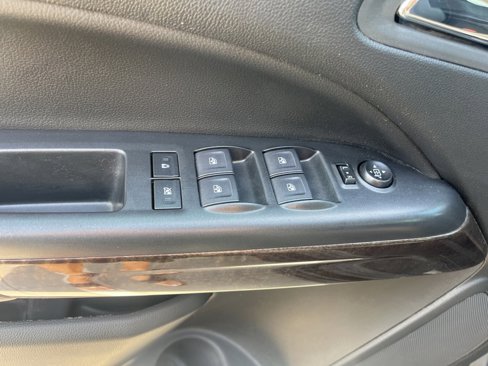 Used 2022 GMC Canyon Elevation image 15