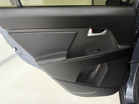 Used 2013 Kia Sportage LX w/ Convenience Pkg image 35