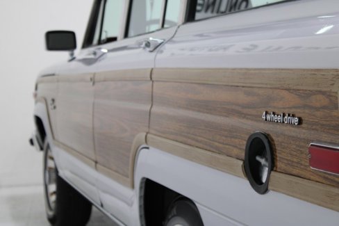 Used 1986 Jeep Grand Wagoneer image 44