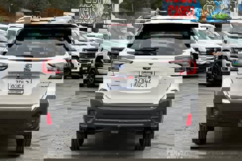Certified 2022 Subaru Outback Premium image 5