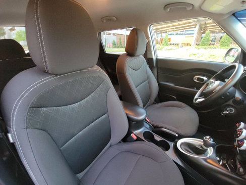 Used 2019 Kia Soul image 29