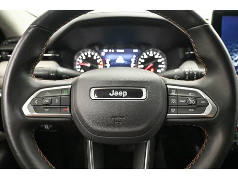 Used 2022 Jeep Compass Limited image 12