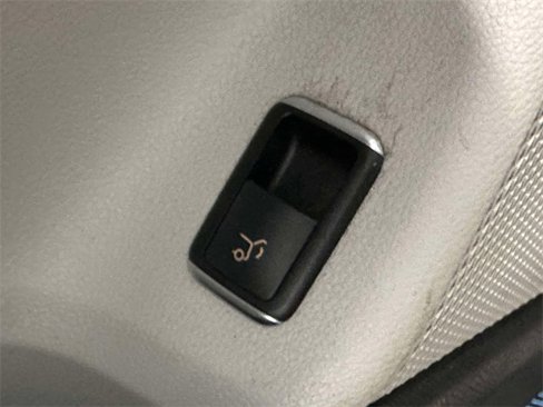 Used 2015 Mercedes-Benz GLA 250 4MATIC image 17