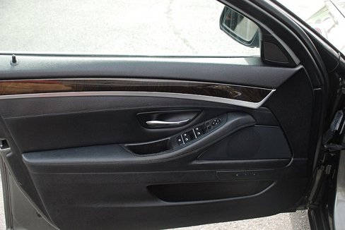 Used 2014 BMW 528i Sedan image 9