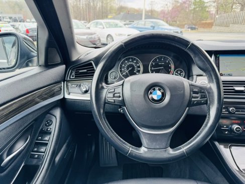 Used 2015 BMW 528i xDrive Sedan image 10