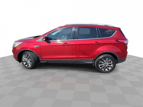 Used 2017 Ford Escape Titanium image 5