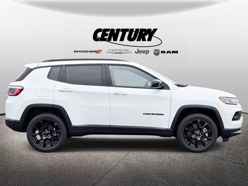 New 2025 Jeep Compass Latitude w/ Altitude Special Edition image 2