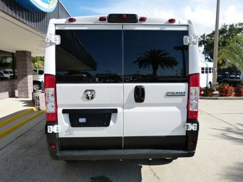 Used 2023 RAM ProMaster 2500 image 12