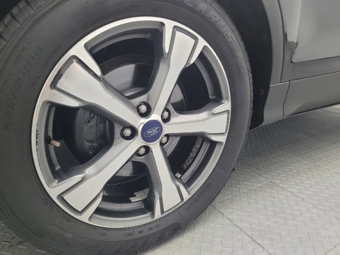 Used 2017 Ford Escape SE w/ SE Leather Comfort Package image 31