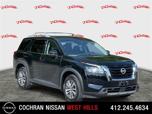 Certified 2023 Nissan Pathfinder SL image 1